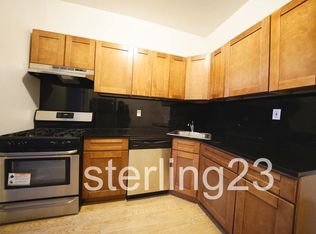 2012 29th St APT 1F, Astoria, NY 11105