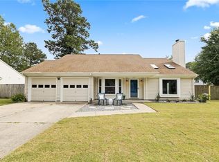 1957 Falling Sun Cir, Virginia Beach, VA 23454