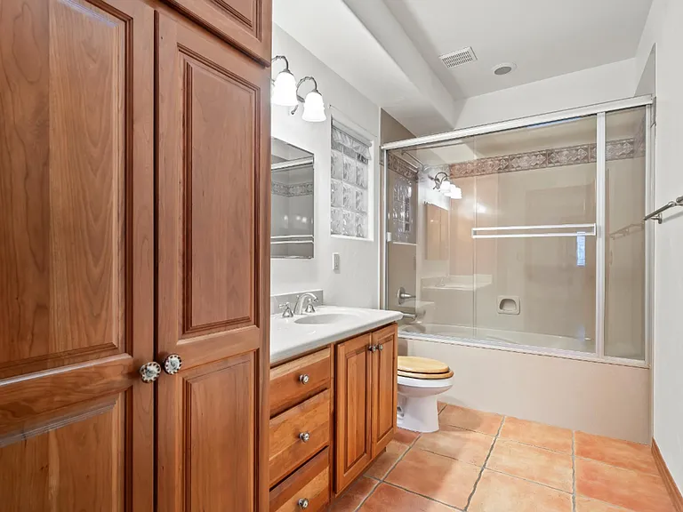 5480 W Sharpshooter Ct — Photo 32