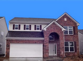2422 Creekland Dr, Columbus, IN 47201