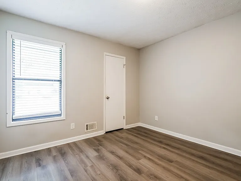 5503 Springwood Ln — Photo 13