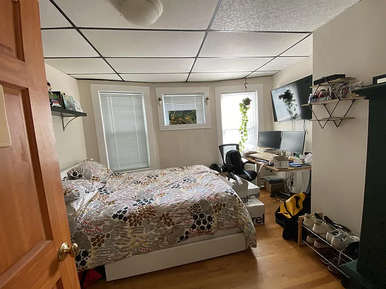 279 Pearl St #3L — Photo 6