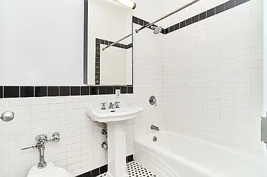 Rented by Living New York