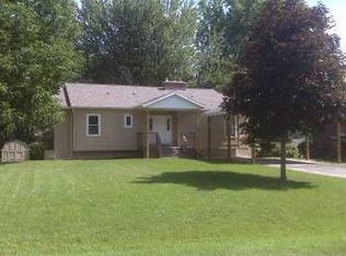 236 Ivanhoe Ave NE, Grand Rapids, MI 49546