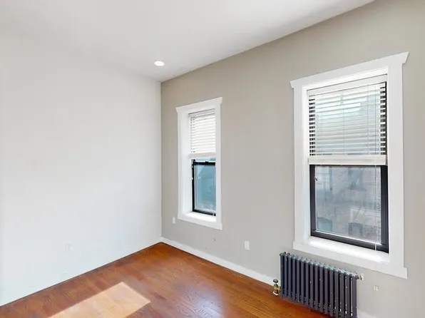 410 Eastern Parkway image 1 of 11