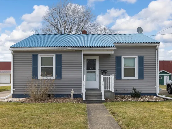 3230 Hazel St, Erie, PA 16508