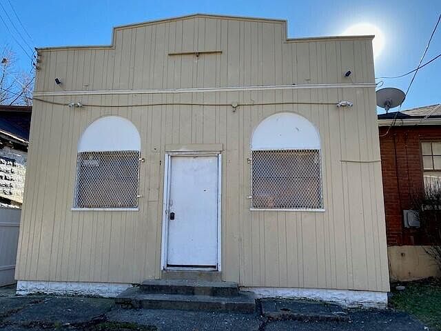 1st image of 2995 Madison Ave