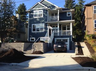 4020 NE 57th St, Seattle, WA 98105