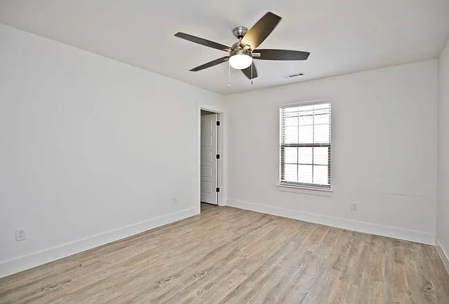 2727 Livingston Sq #1.1 — Photo 23