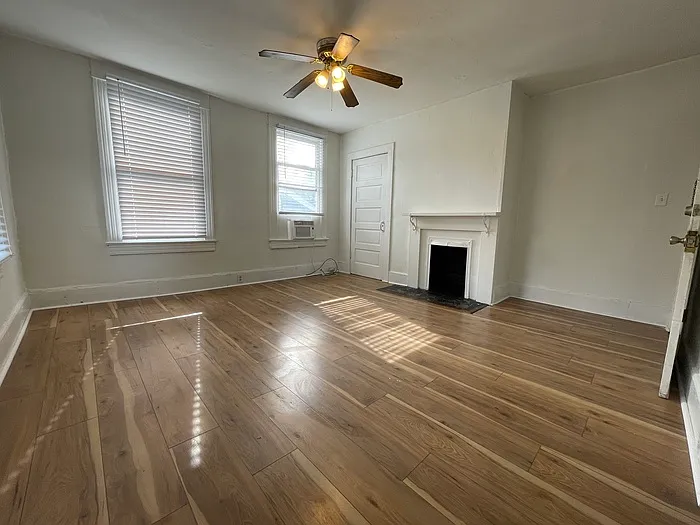 520 Holly St #4 — Photo 6
