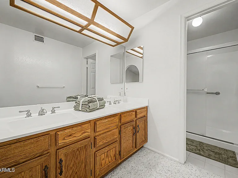 3510 E Hampton Ave #17 — Photo 9