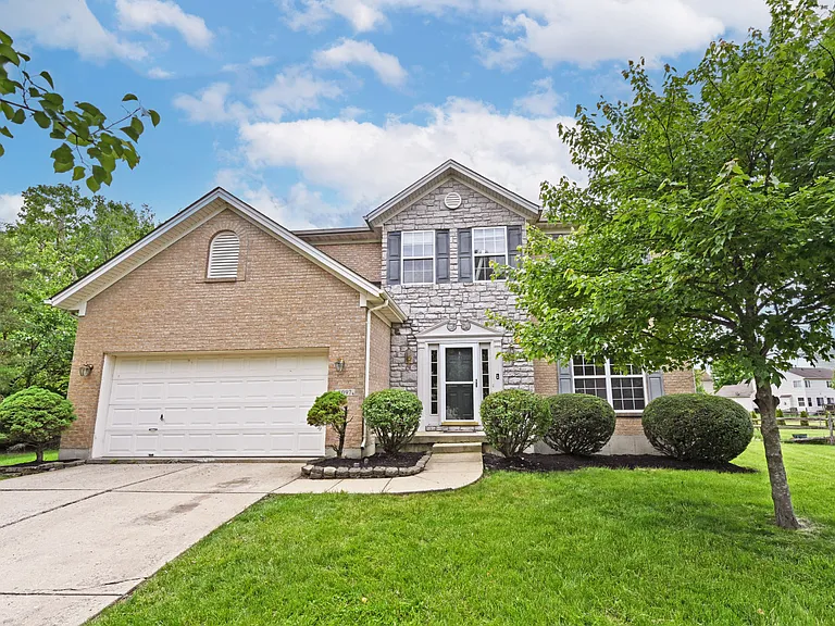 8097 Winding Creek Ct — Photo 1