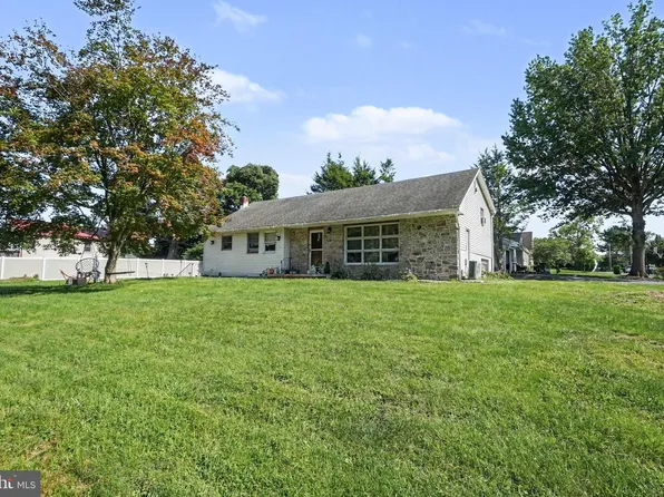 310 Kentucky Ave, Reading, PA 19605