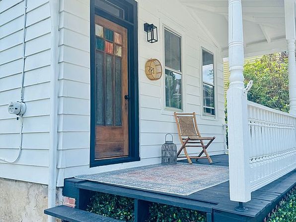 221 Orchard St