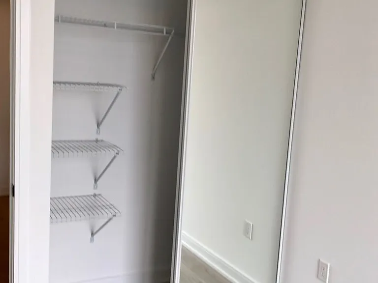 50 Wellesley St E #4007 — Photo 7