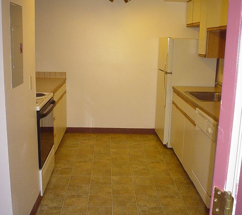 1st image of 4225 9th Ave NE #5372371