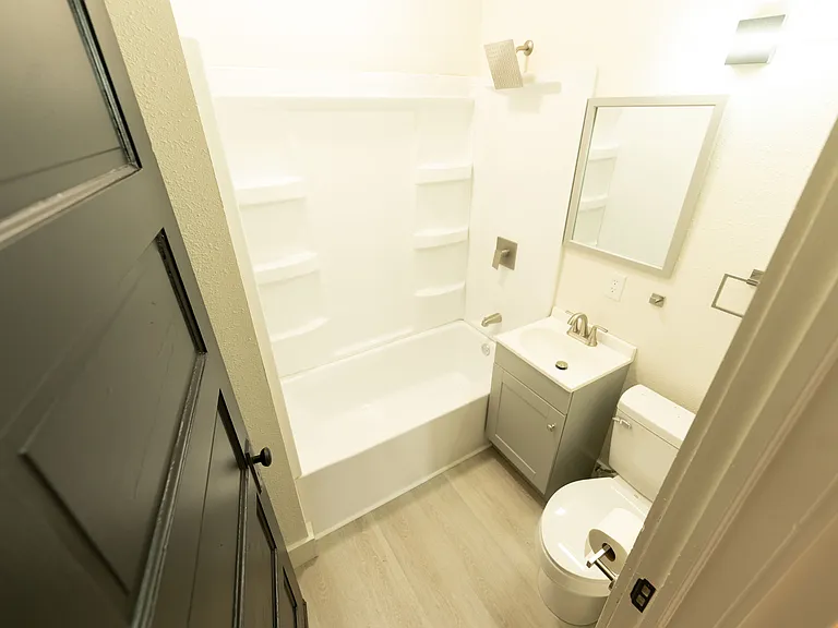418 N Houser Dr — Photo 13