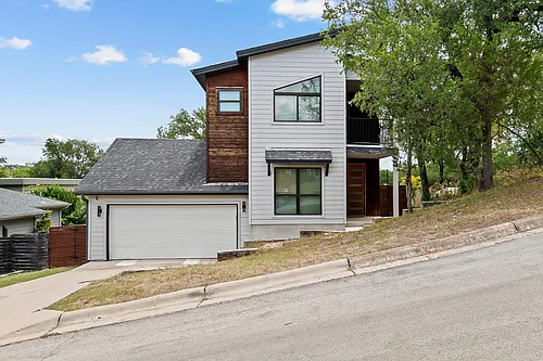 1193 E M Franklin Ave #1 Photo 1