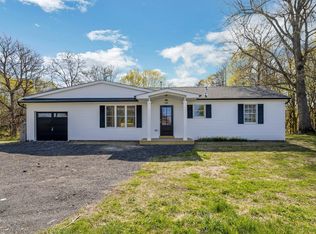 21 Kent Rd, Hopewell Junction, NY 12533