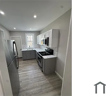 2811 Winton St — Photo 5