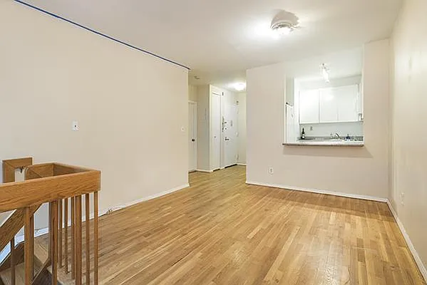 Sold by William Raveis Real Estate | media 19