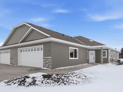 250 Eau Claire Ave SE, Hutchinson, MN, 55350