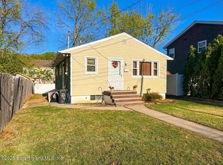 59 Almond St, Staten Island, NY 10312