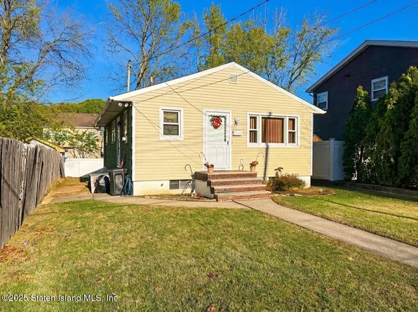 59 Almond St, Staten Island, NY 10312