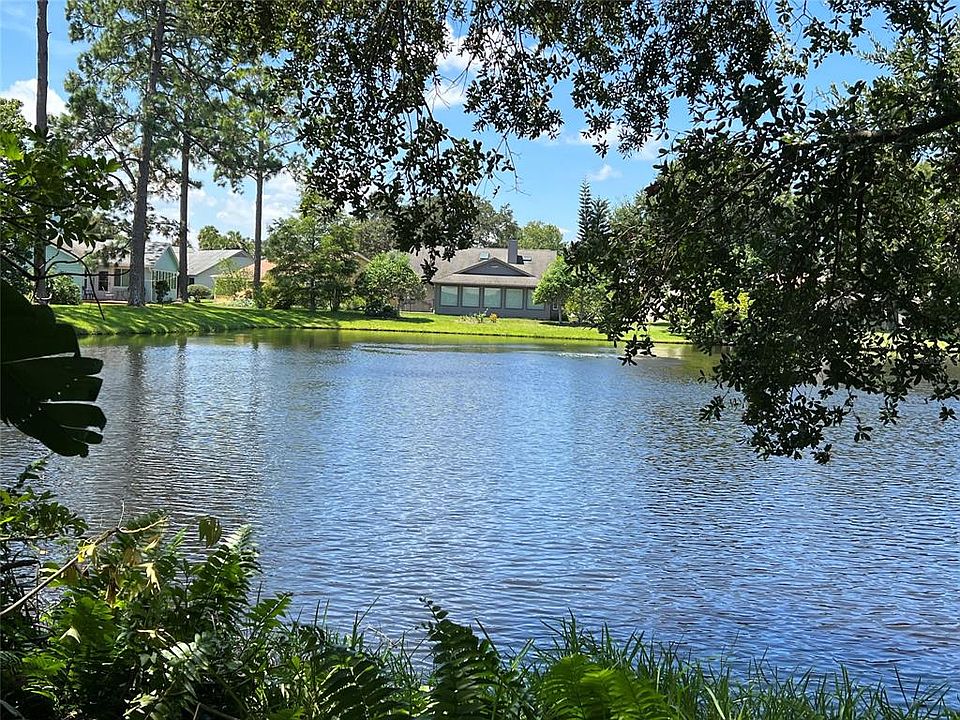 1st image of 747 Pine Shores