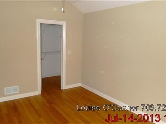 3rd image of 118 Augusta Dr