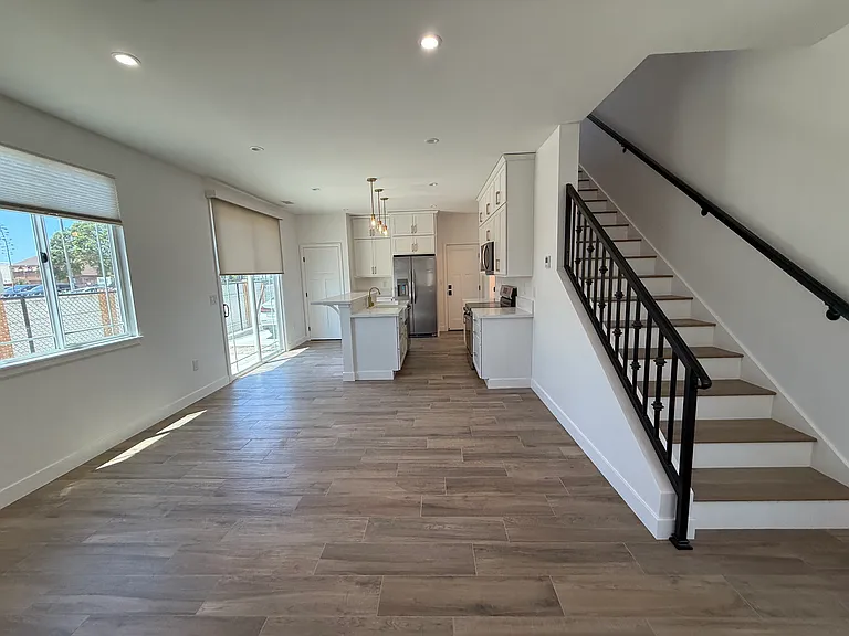 4204 Cherokee Ave #1/2 — Photo 16