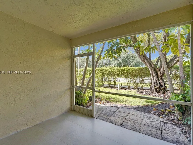 43 Simonton Cir — Photo 29