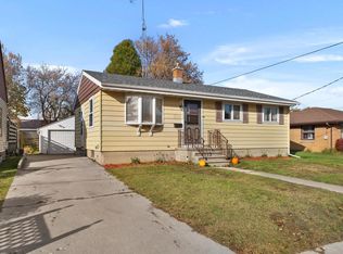 2608 Jackson STREET, Two Rivers, WI 54241