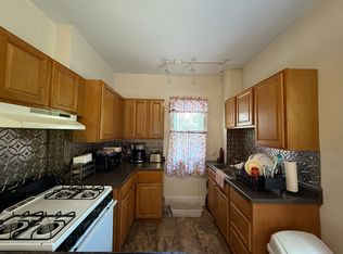 31-33 Waterman Ave #2, Cranston, RI 02910