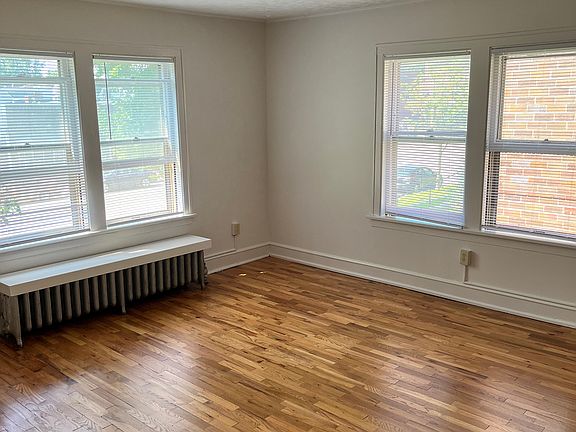 2nd image of 1319 Grand Ave APT 101