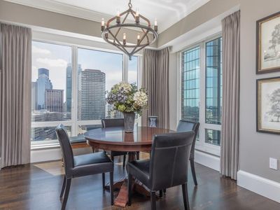 400 Stuart St #22E, Boston, MA, 02116