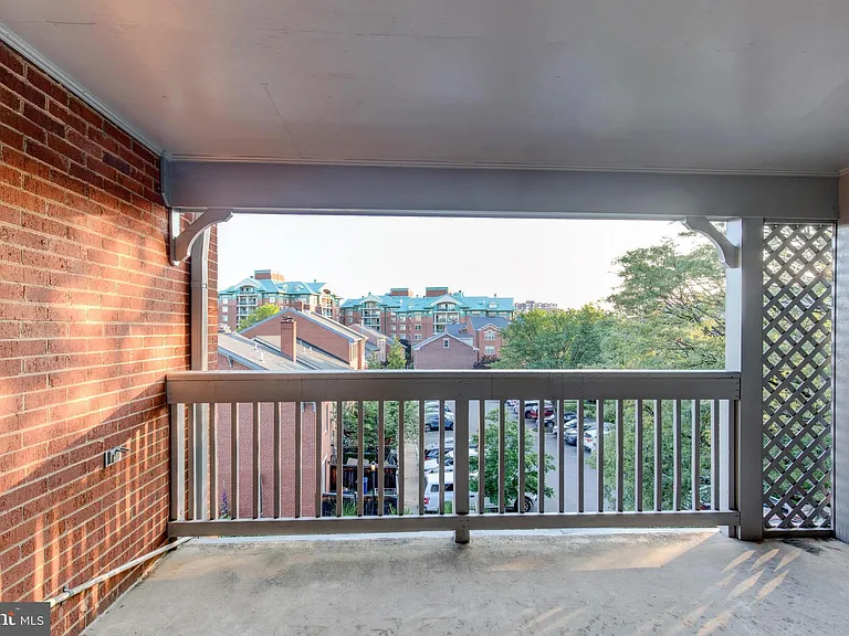 1427 Oronoco St #2-7 — Photo 9