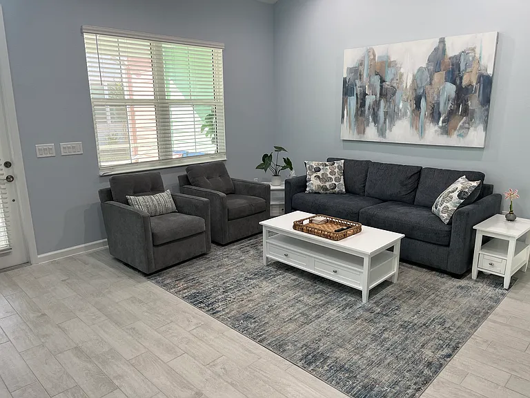387 Latitude Dr — Photo 4