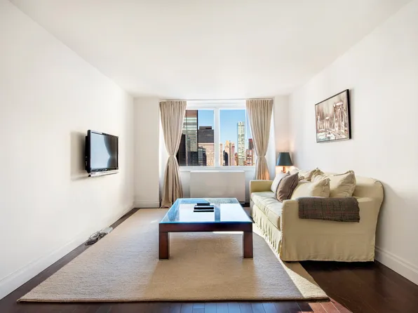 212 East 47th Street image 1 of 5