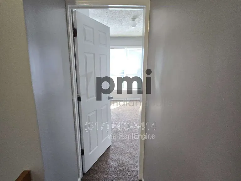 153 S Cypress Ave — Photo 41