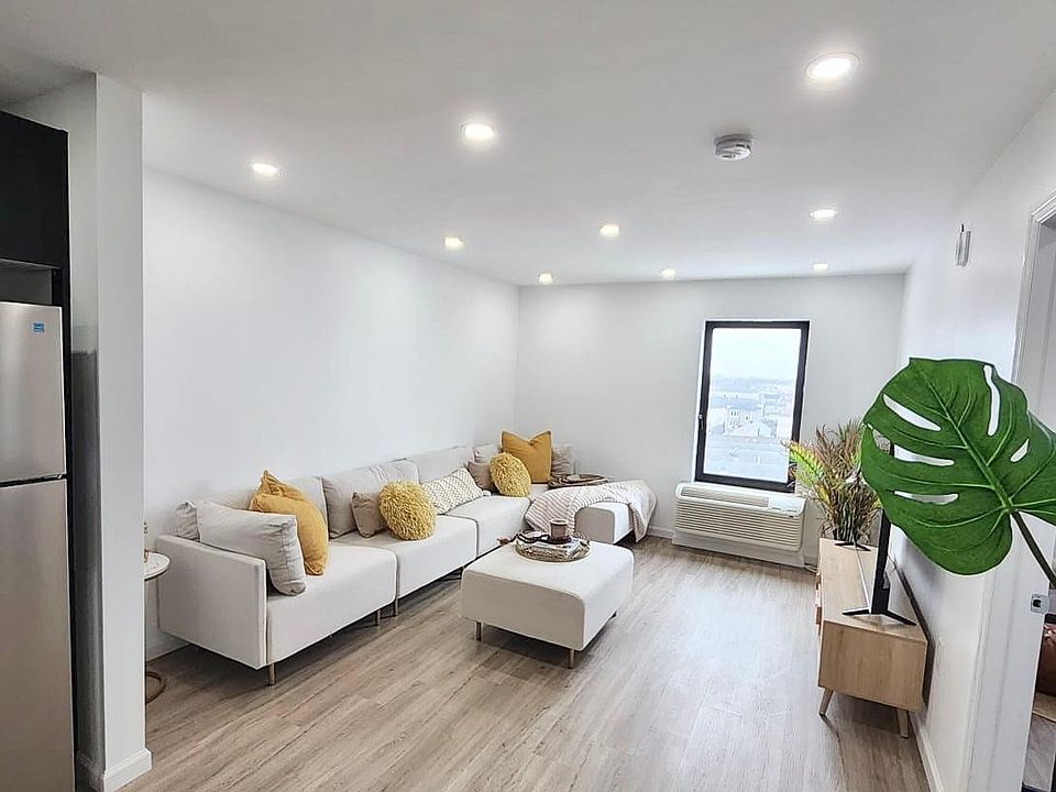 1st image of 556 Market St #5N