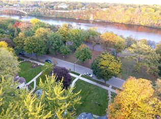 3242 Edmund Blvd, Minneapolis, MN 55406