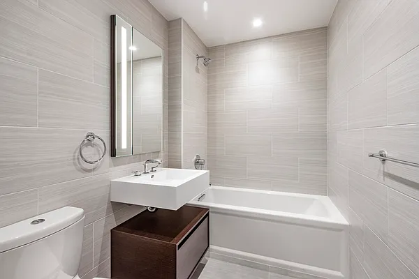 Rented by Compass | media 10