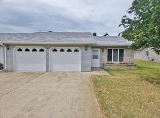 910 5th Ave SW, Rugby, ND 58368