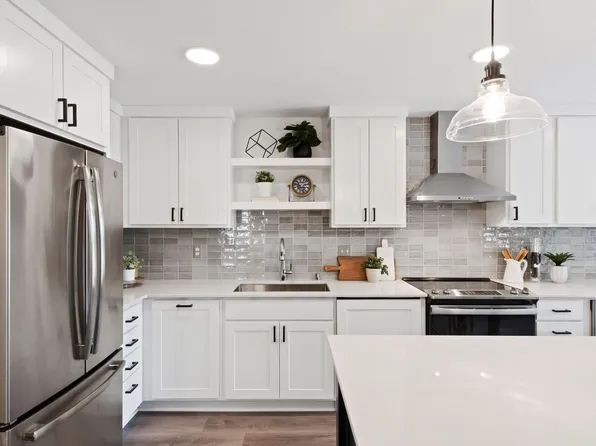 The Westfield Edina, 4415 Valley View Rd #103, Minneapolis, MN 55424