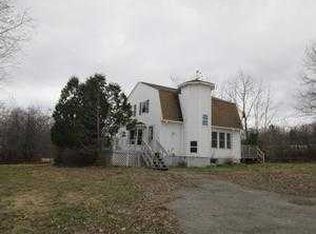 272 Stage Rd, Etna, ME 04434