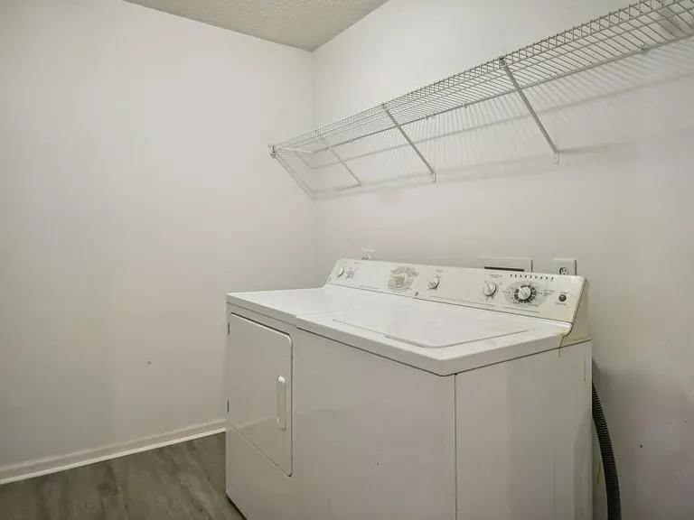 2455 Beckenham Pl — Photo 9