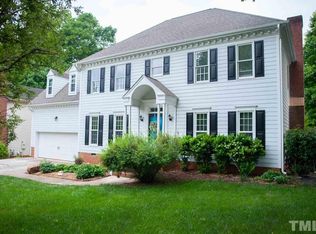 100 Greenhaven Ln, Cary, NC 27518
