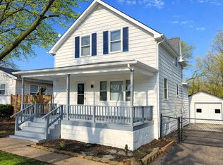 1911 Hebron Ave, Zion, IL