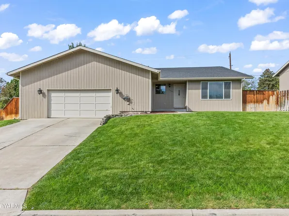 706 S 69th Ave, Yakima, WA 98908